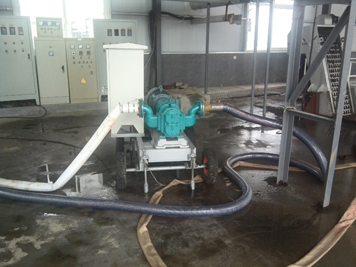 自吸式移動(dòng)轉(zhuǎn)子泵可以應(yīng)用在哪里？